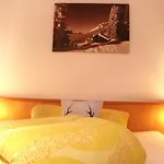 Bed and breakfast Garni Jaegerheim Kappl (Landeck)