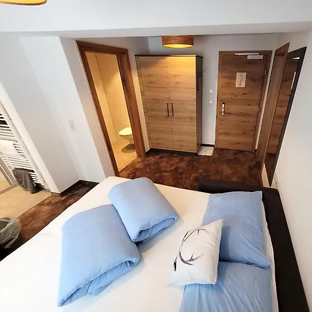 Nocleg ze śniadaniem Garni Jaegerheim 3*