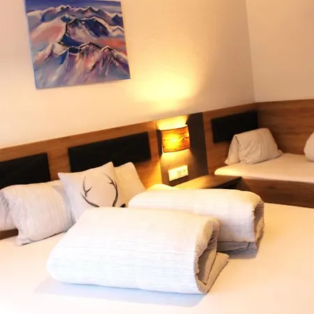 Garni Jaegerheim Alojamento de Acomodação e Pequeno-almoço Kappl (Landeck)