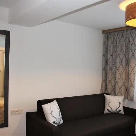 Bed & Breakfast Garni Jaegerheim Kappl (Landeck)