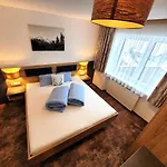 Garni Jaegerheim B&B 카플
