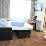Garni Jaegerheim B&B 3*
