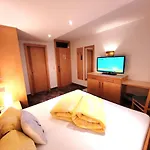 Garni Jaegerheim B&B 카플