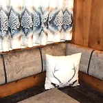 Garni Jaegerheim B&B 카플
